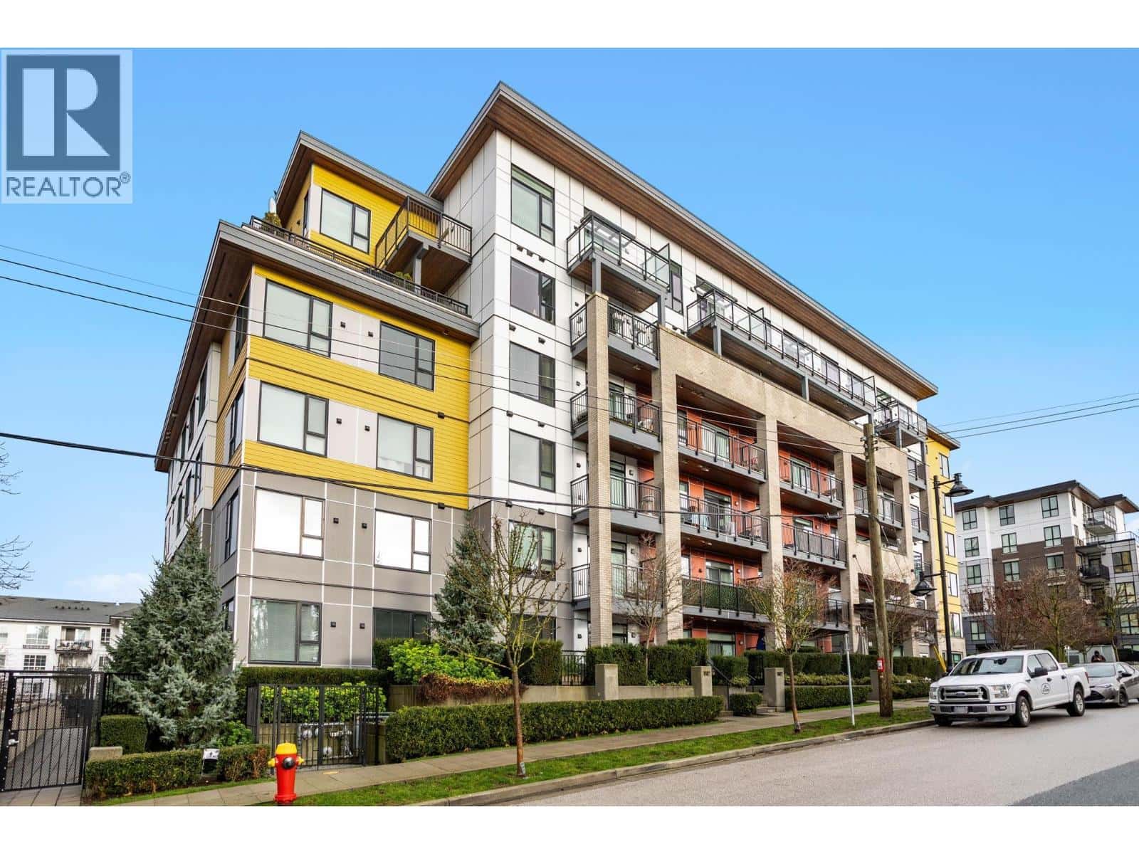 414 621 REGAN AVENUE — Coquitlam, British Columbia - Photo 2 of 33