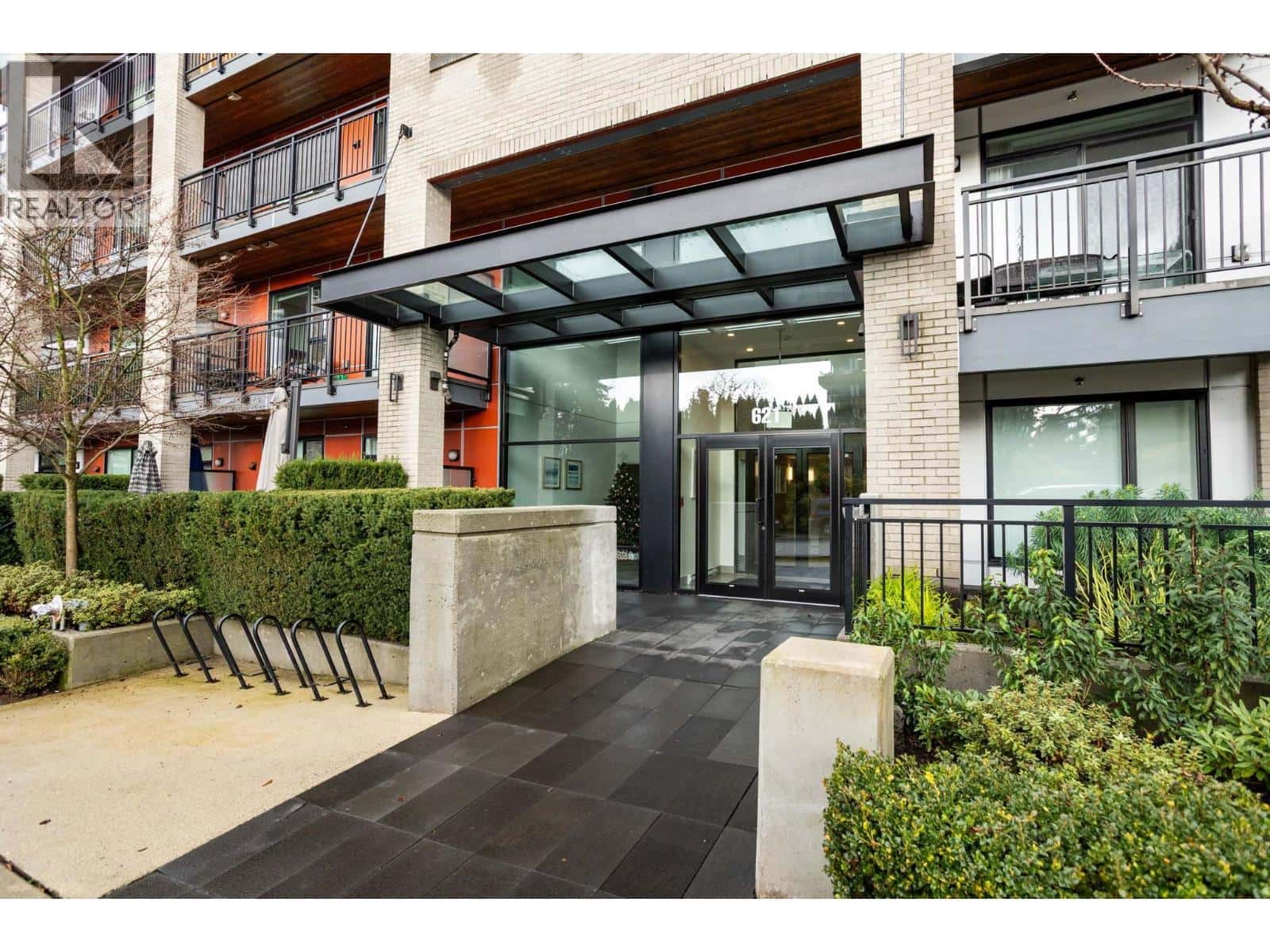 414 621 REGAN AVENUE — Coquitlam, British Columbia - Photo 4 of 33