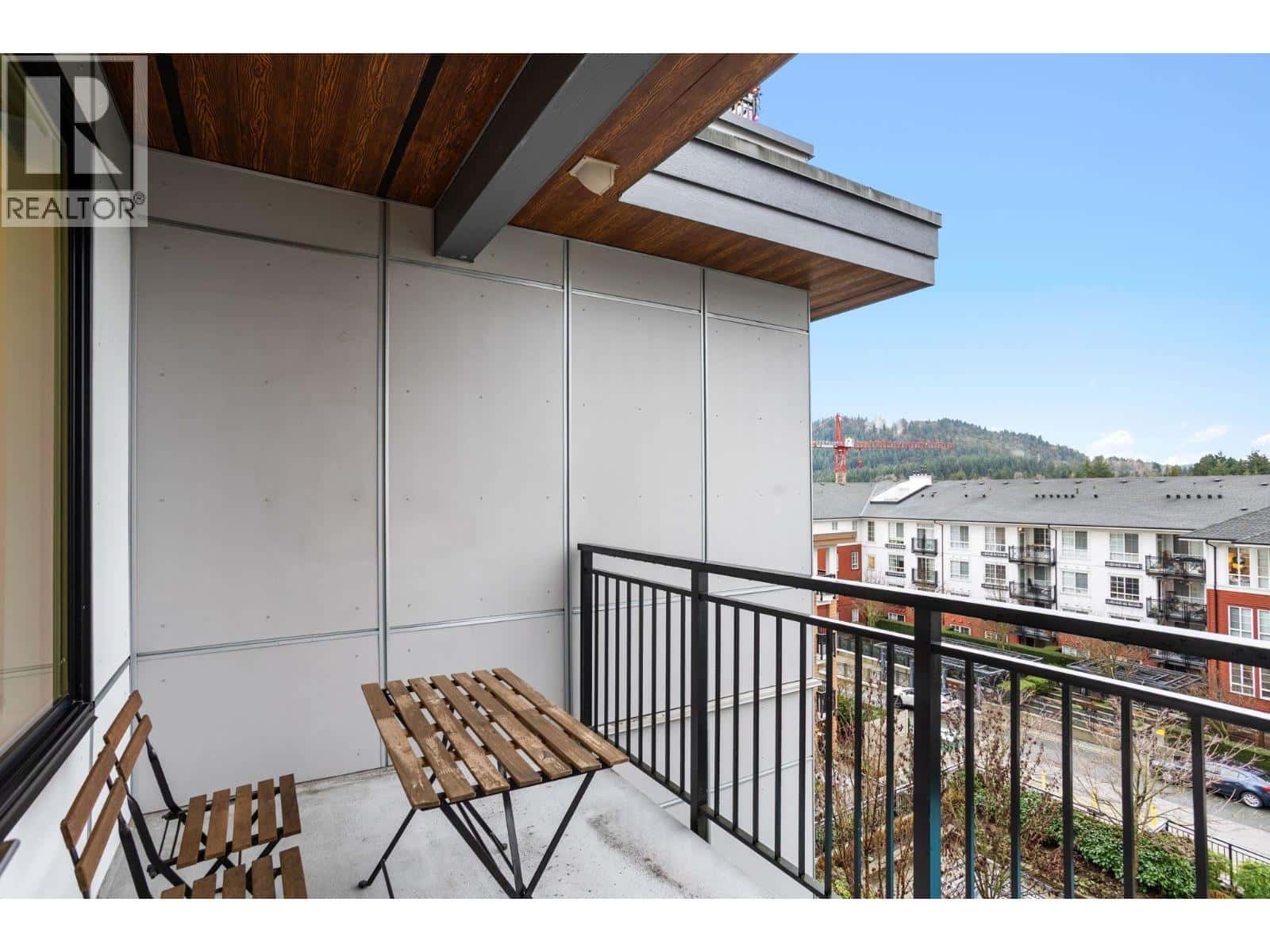 Coquitlam — Coquitlam - Photo 2 of 33