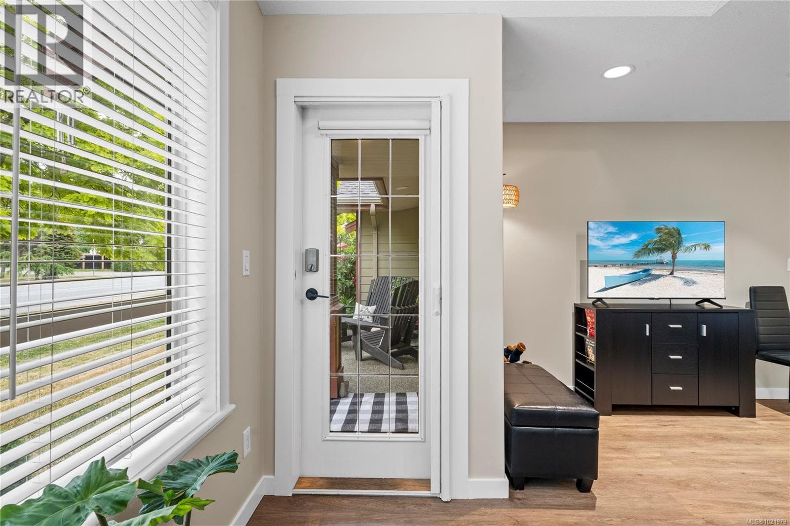 Parksville — Parksville - Main photo