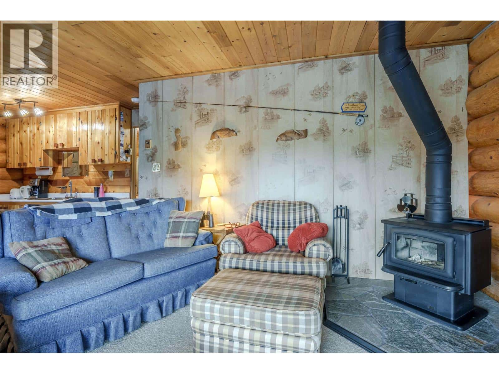 7561 MCCARTHY ROAD — Bridge Lake - Photo 5 of 32