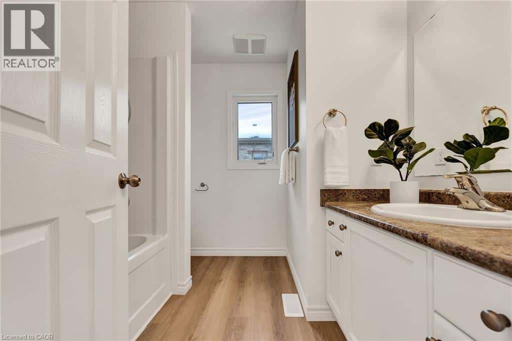 Kitchener — Kitchener - Photo 4 of 20