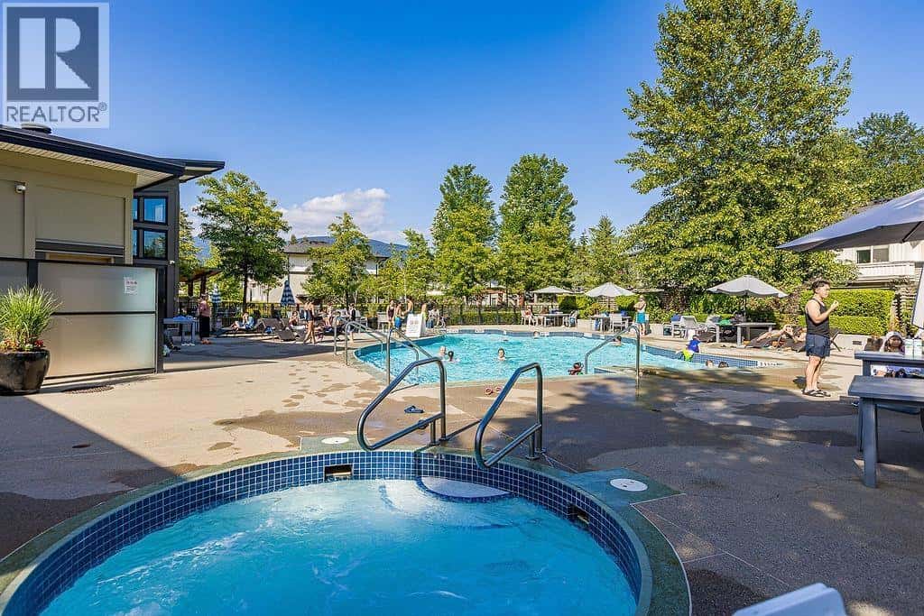 Coquitlam — Coquitlam - Photo 4 of 38