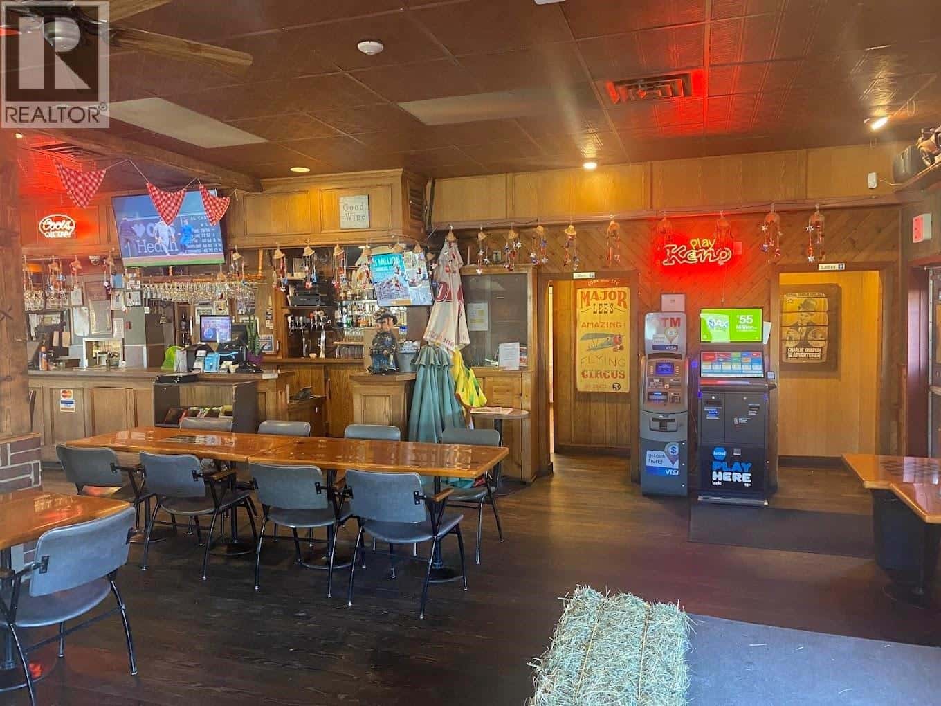 Merritt — Merritt - Photo 5 of 9