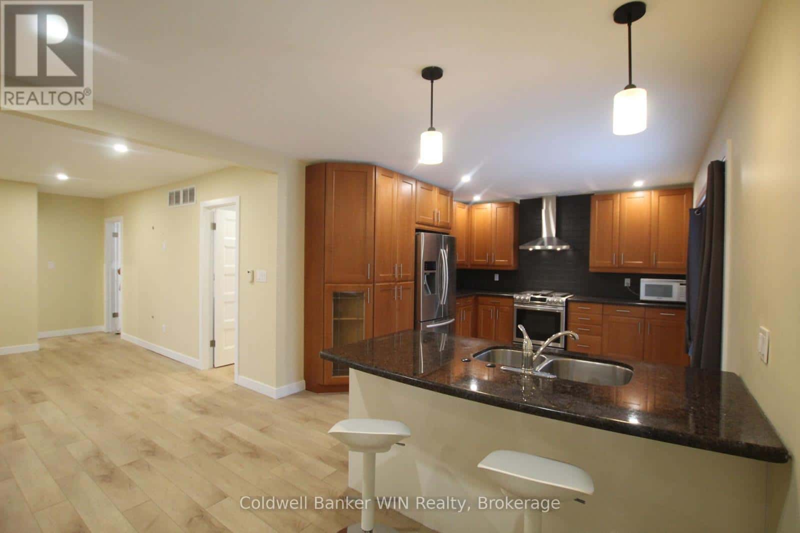 Wellington North (Mount Forest) — Wellington North (Mount Forest) - Photo 4 of 16