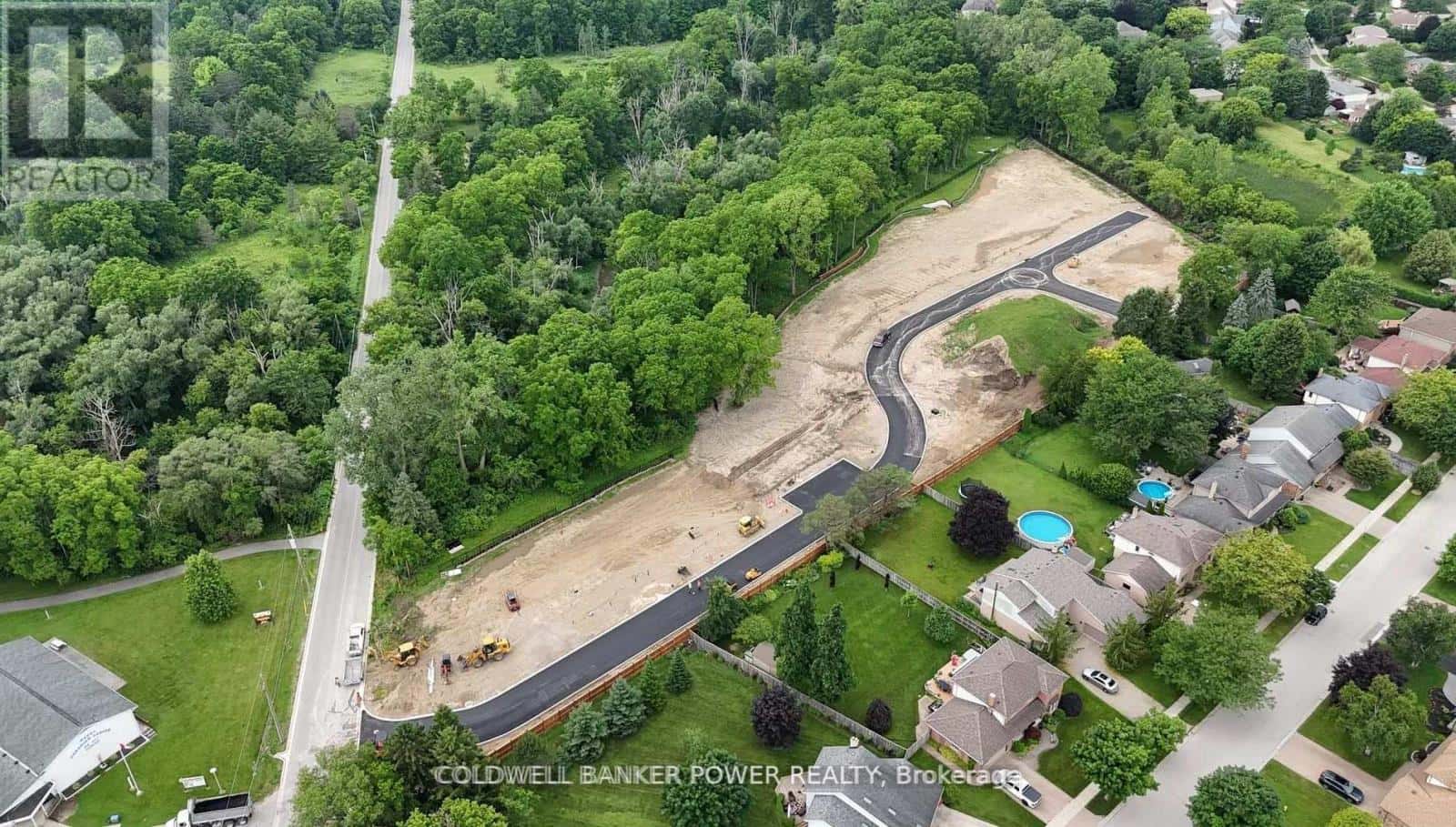 London South (South V) — London South (South V) - Photo 5 of 18