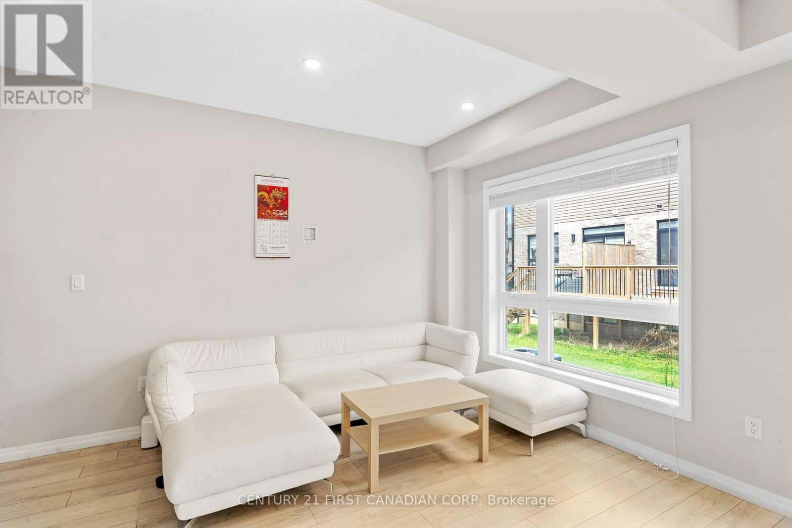 London North (North M) — London North (North M) - Photo 3 of 37