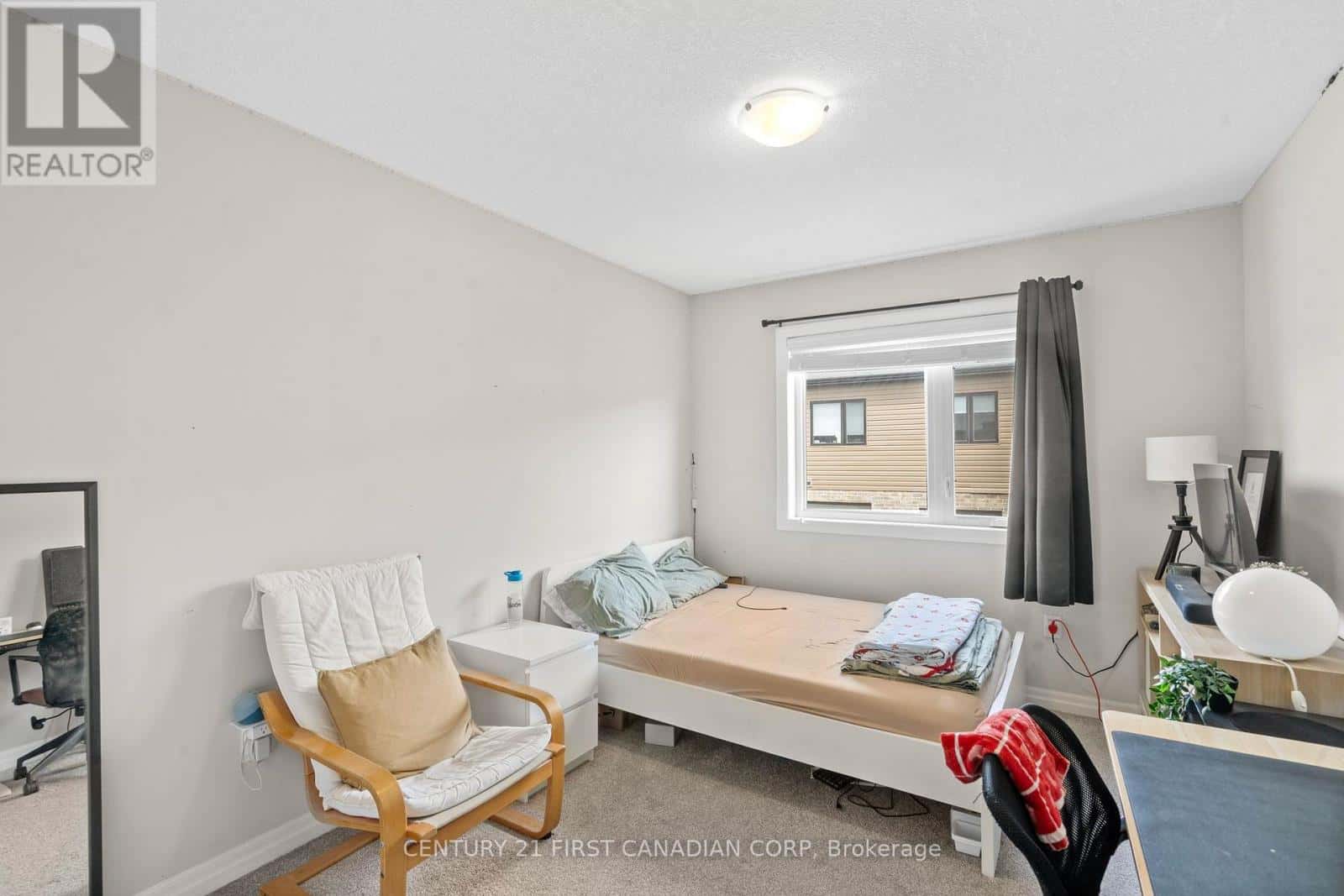 London North (North M) — London North (North M) - Photo 5 of 37