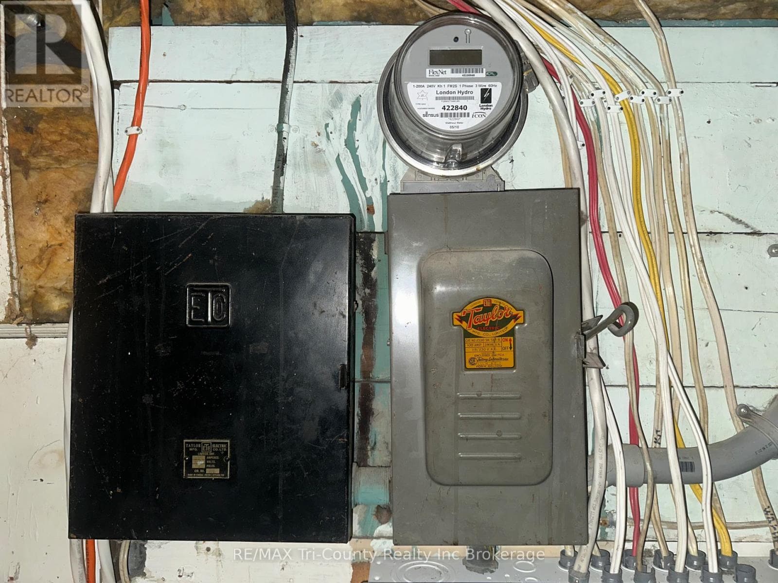 358 GLEBE STREET E — London East (East A), Ontario - Main photo