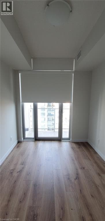 Kitchener — Kitchener - Main photo