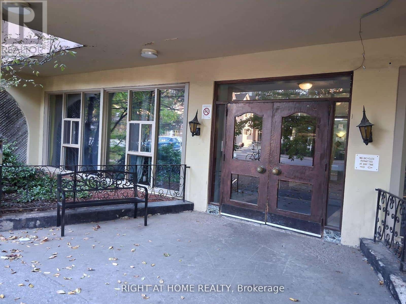 Toronto (Annex) — Toronto (Annex) - Photo 4 of 18