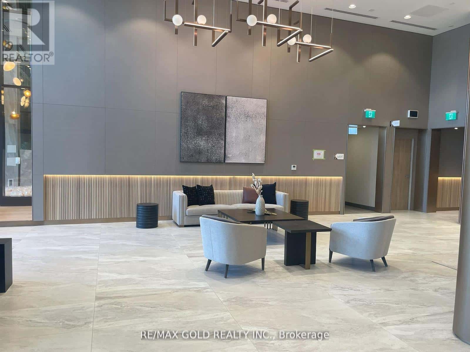 Toronto (York University Heights) — Toronto (York University Heights) - Photo 2 of 9