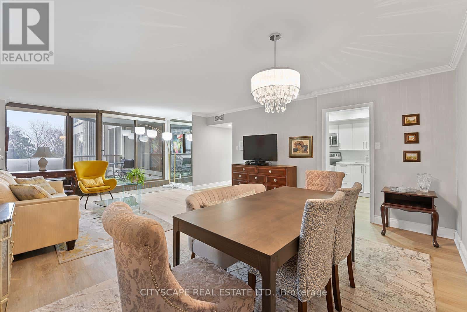 Toronto (Mimico) — Toronto (Mimico) - Photo 5 of 34