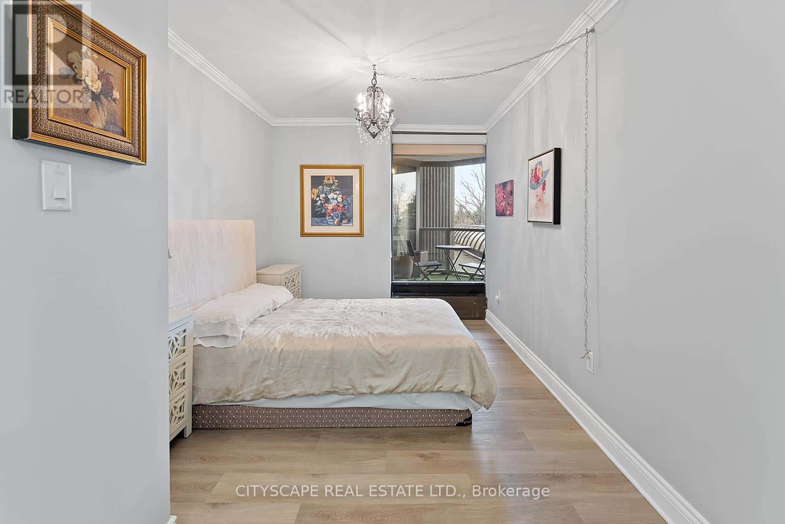 Toronto (Mimico) — Toronto (Mimico) - Photo 4 of 34