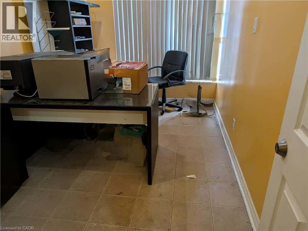 63 SILVER STAR Boulevard Unit# D17 — Scarborough, Ontario - Photo 4 of 18