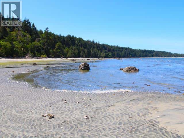 Savary Island — Savary Island - Photo 4 of 22
