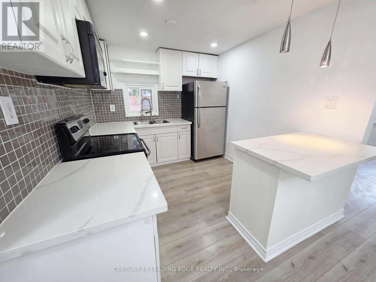 Georgina (Keswick South) — Georgina (Keswick South) - Photo 5 of 11