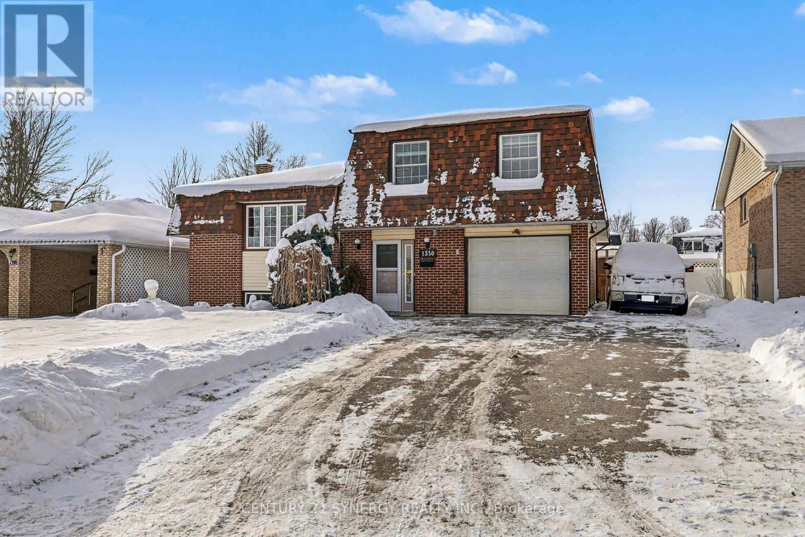 1350 LINDEN CRESCENT — Brockville - Photo 2 of 43