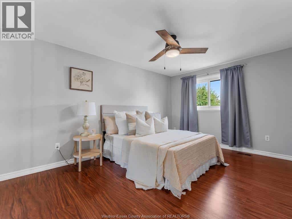 Windsor — Windsor - Photo 5 of 33