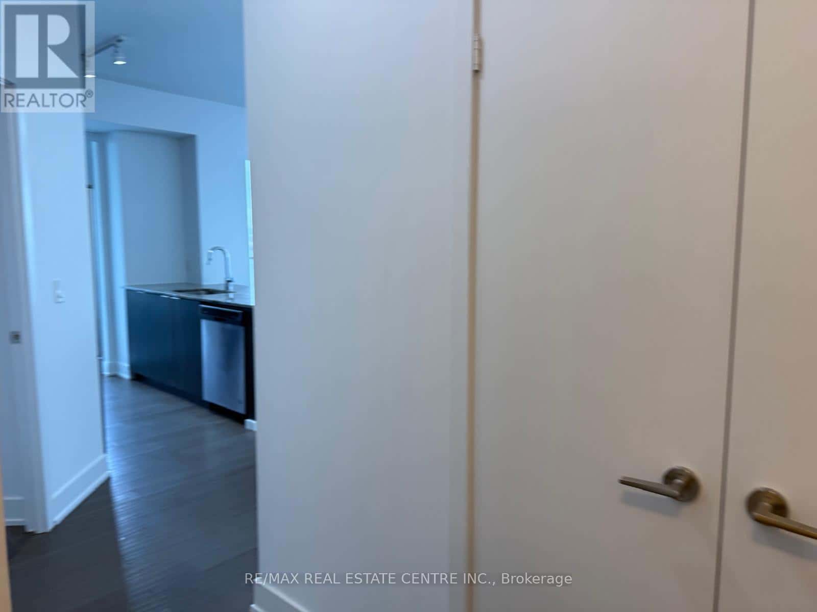 1607 - 20 SHORE BREEZE DRIVE — Toronto (Mimico) - Photo 4 of 43