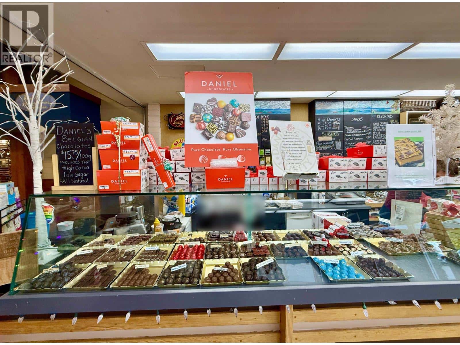 Sechelt — Sechelt - Photo 5 of 7