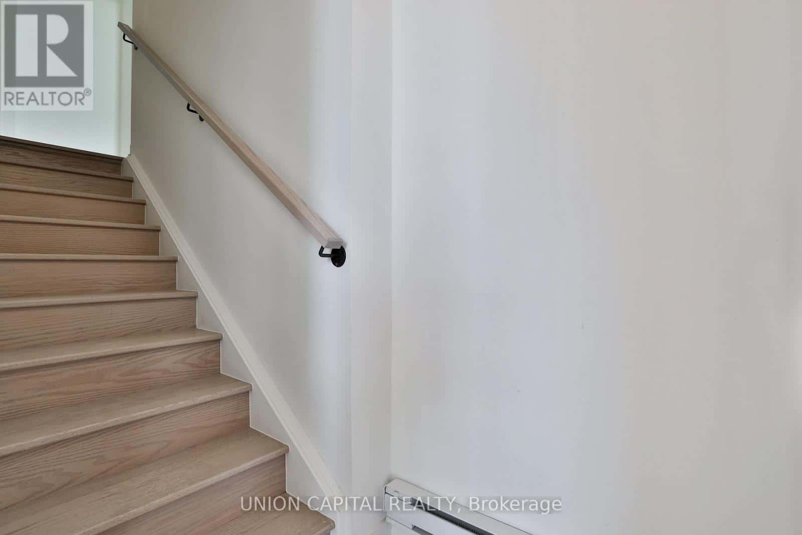 Richmond Hill — Richmond Hill - Photo 3 of 29