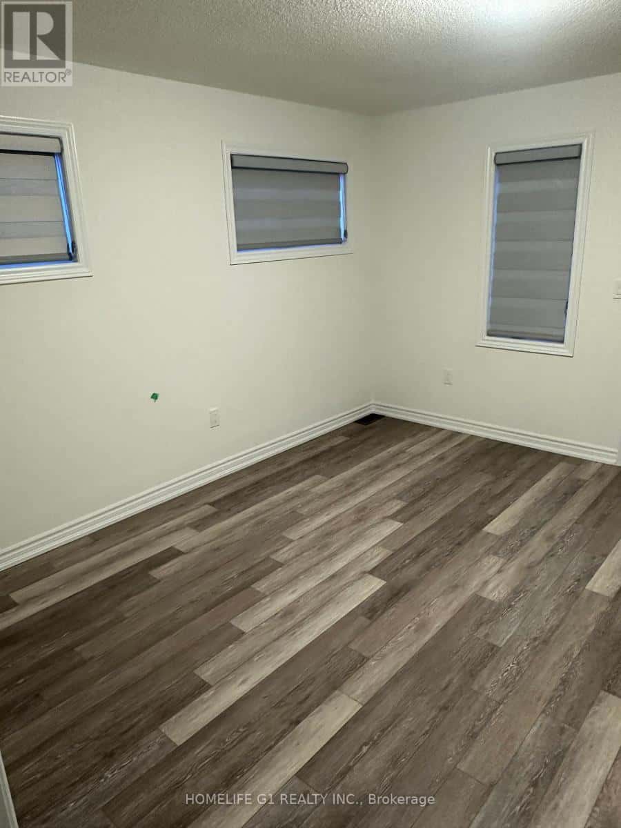 Orangeville — Orangeville - Photo 2 of 40