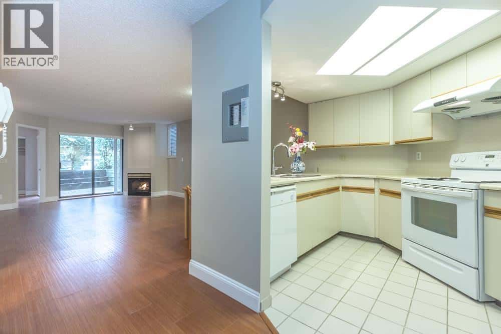 109 2925 GLEN DRIVE — Coquitlam, British Columbia - Photo 2 of 20