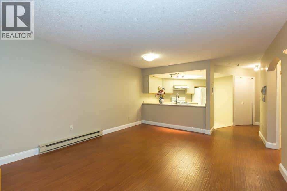 Coquitlam — Coquitlam - Photo 3 of 20