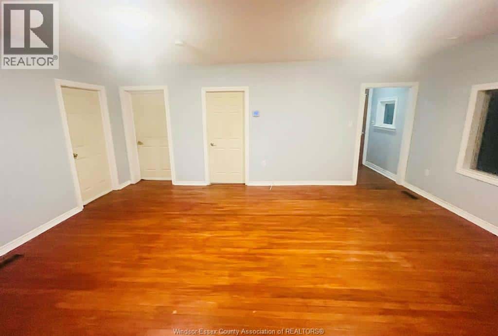 Leamington — Leamington - Photo 5 of 17