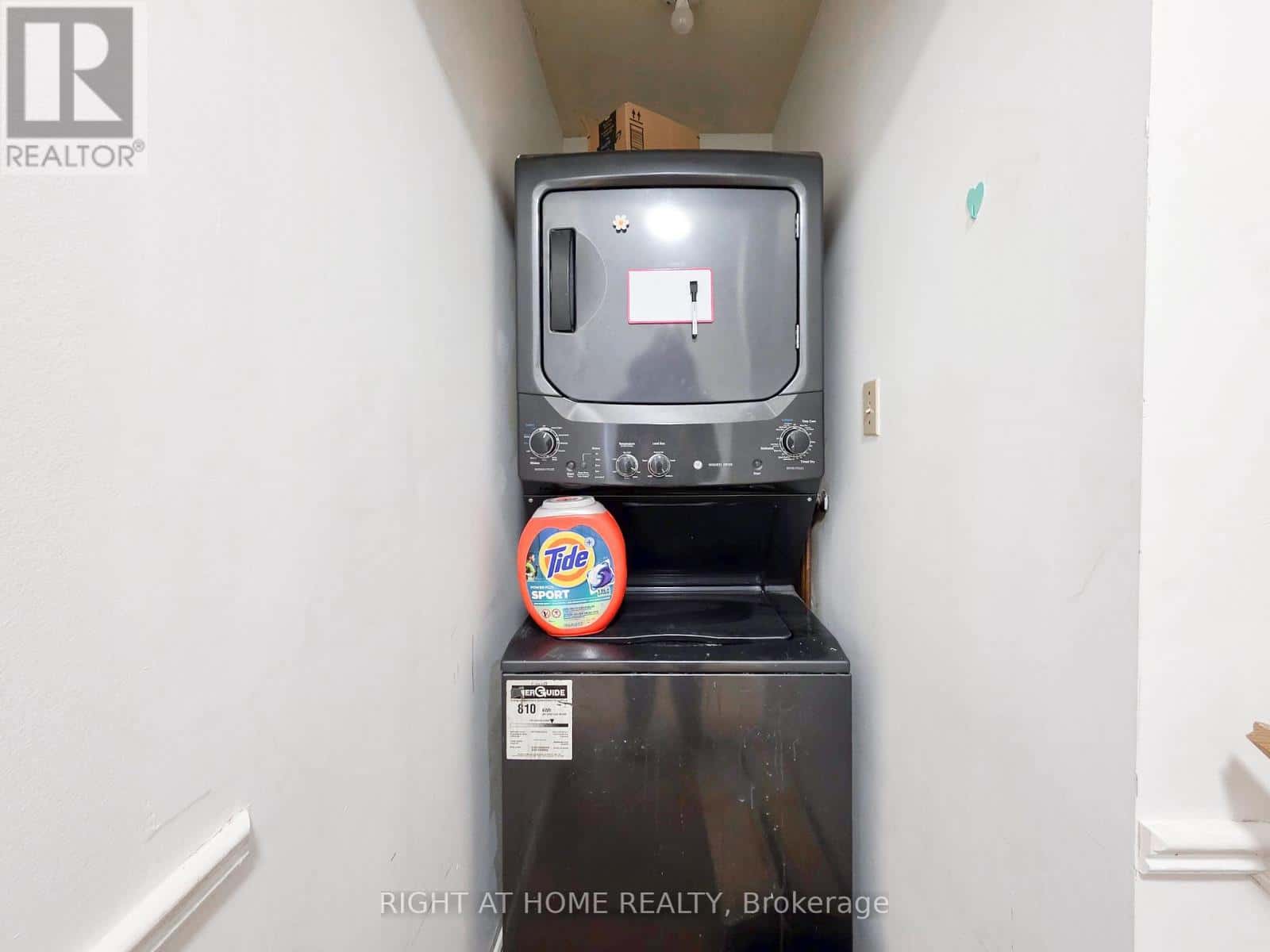 Oshawa (Donevan) — Oshawa (Donevan) - Photo 5 of 23