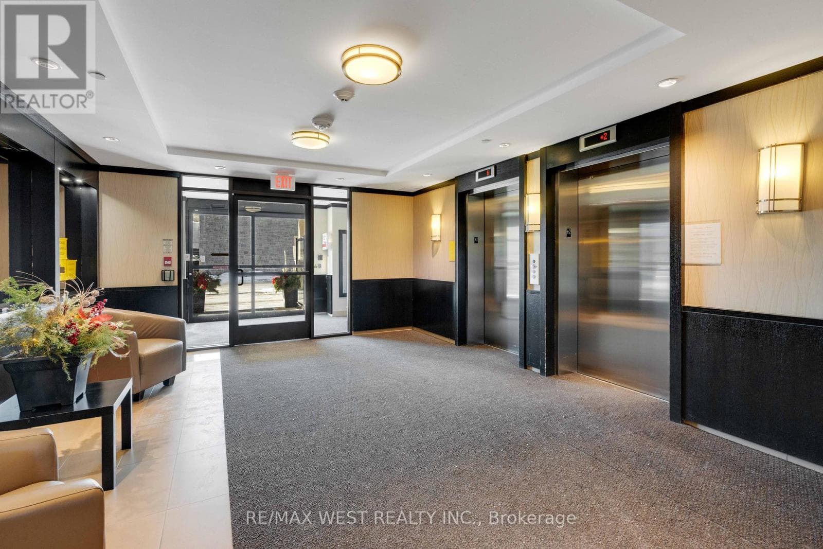 114 - 149 CHURCH STREET — King (Schomberg) - Main photo