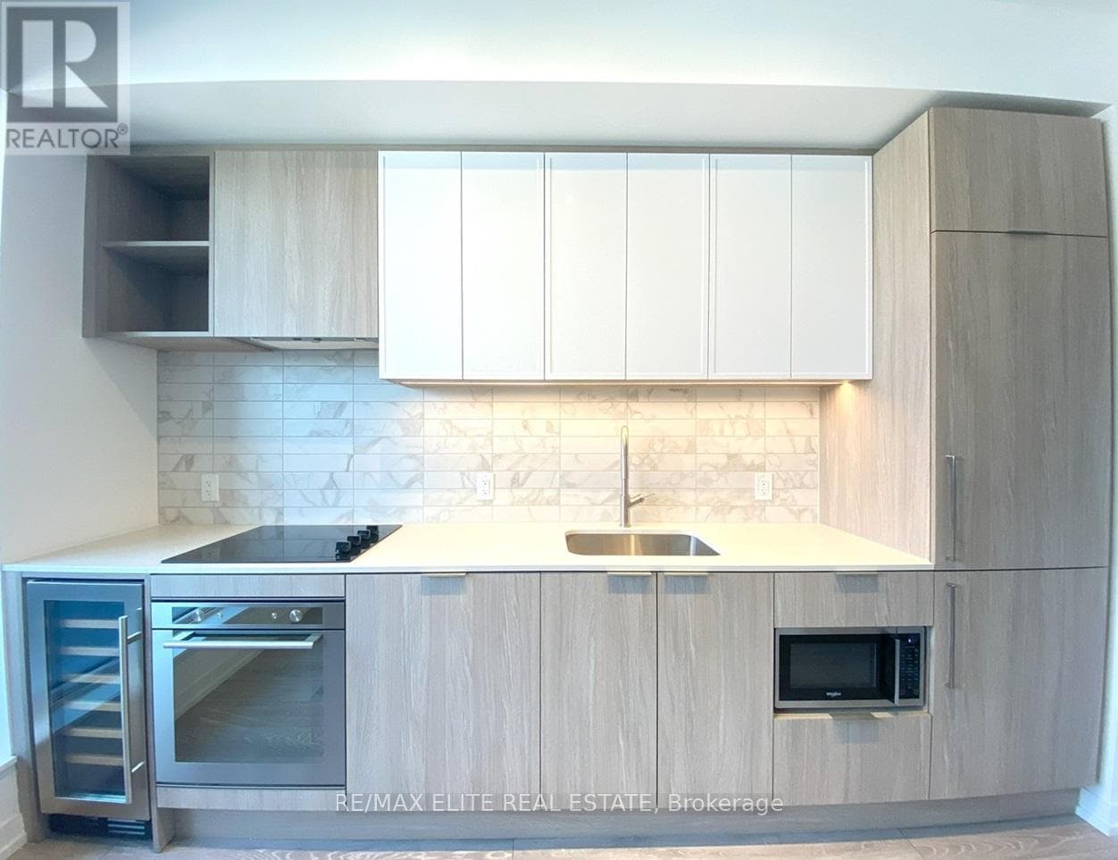 Toronto (Humewood-Cedarvale) — Toronto (Humewood-Cedarvale) - Main photo