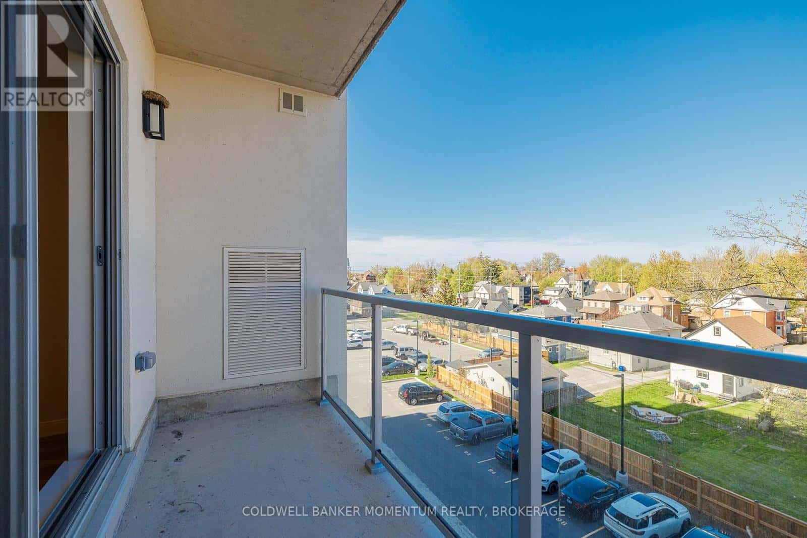 Port Colborne (Sugarloaf) — Port Colborne (Sugarloaf) - Photo 2 of 41