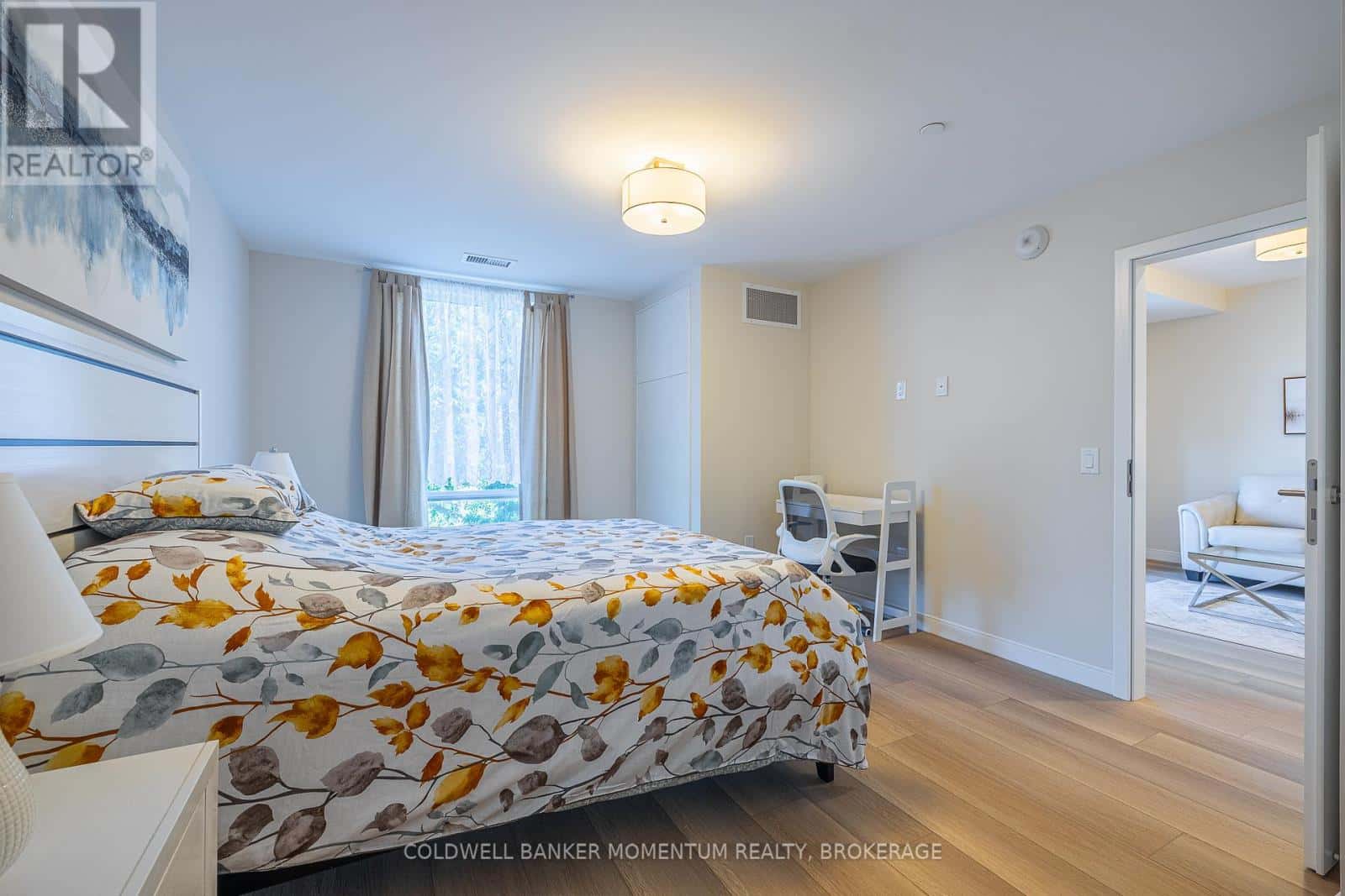 Port Colborne (Sugarloaf) — Port Colborne (Sugarloaf) - Photo 4 of 41