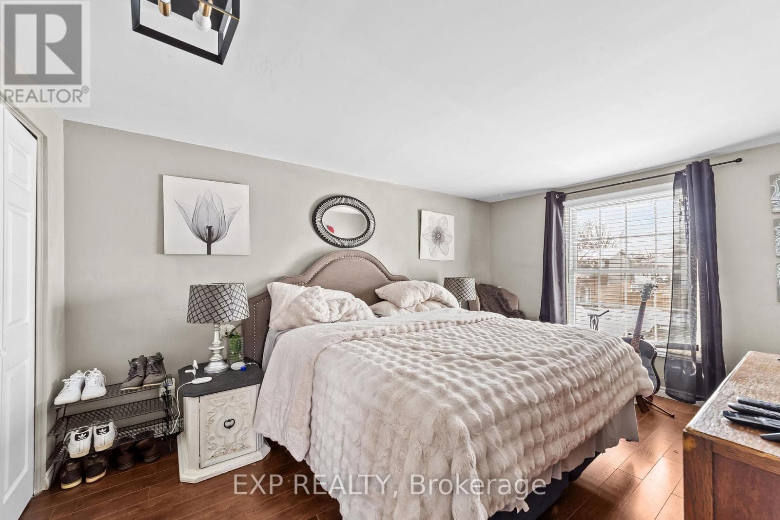 London South (South T) — London South (South T) - Main photo