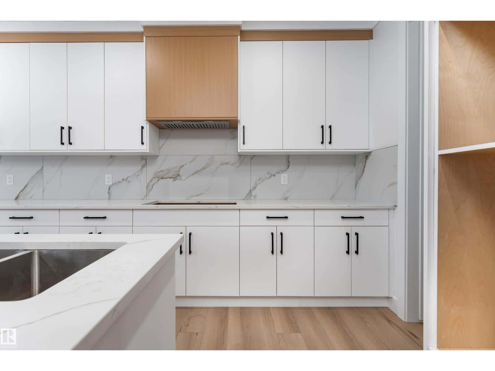 2402 63 AV NE — Rural Leduc County, Alberta - Photo 5 of 58