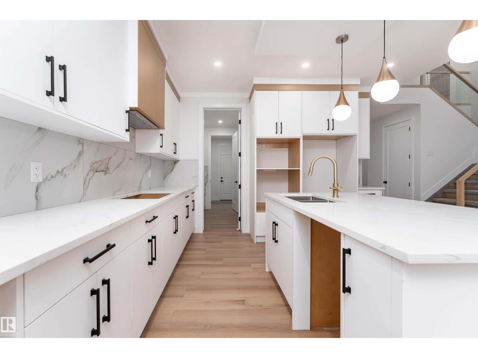 2402 63 AV NE — Rural Leduc County, Alberta - Photo 4 of 58