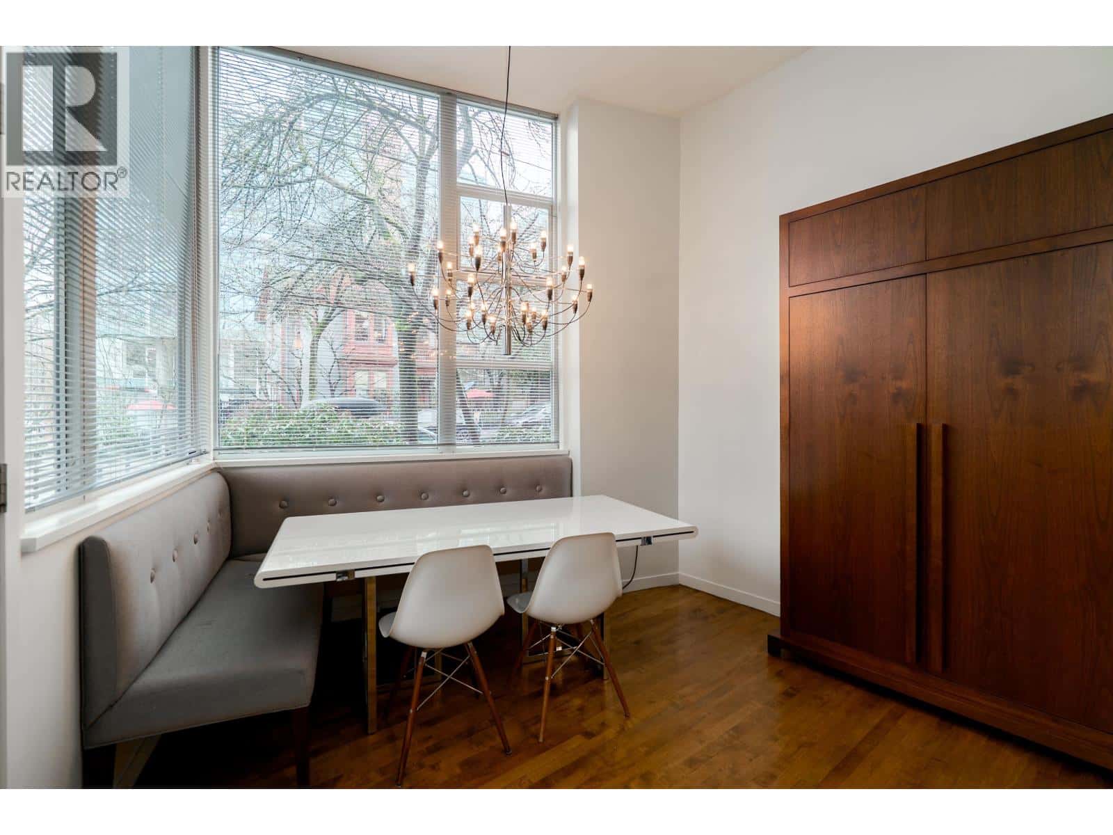 2315 ASH STREET — Vancouver, British Columbia - Photo 5 of 18