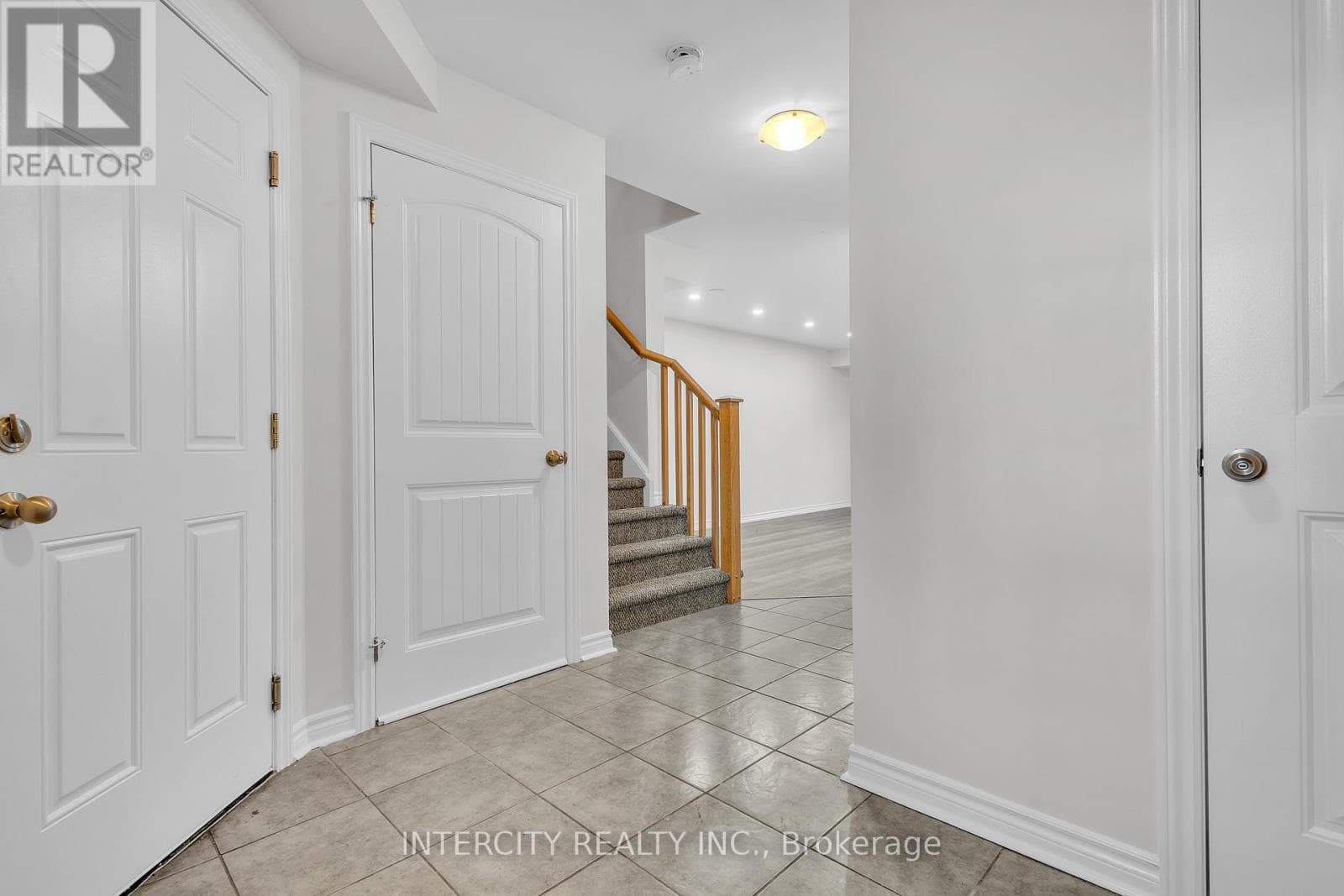 Guelph (Pineridge/Westminster Woods) — Guelph (Pineridge/Westminster Woods) - Main photo