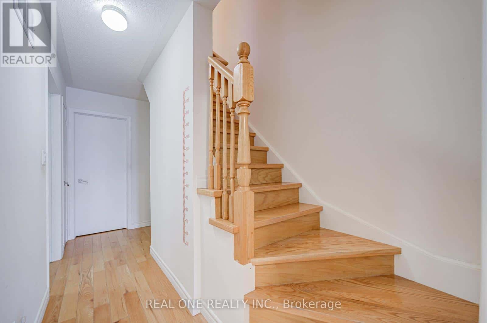 Markham (Milliken Mills East) — Markham (Milliken Mills East) - Photo 2 of 29