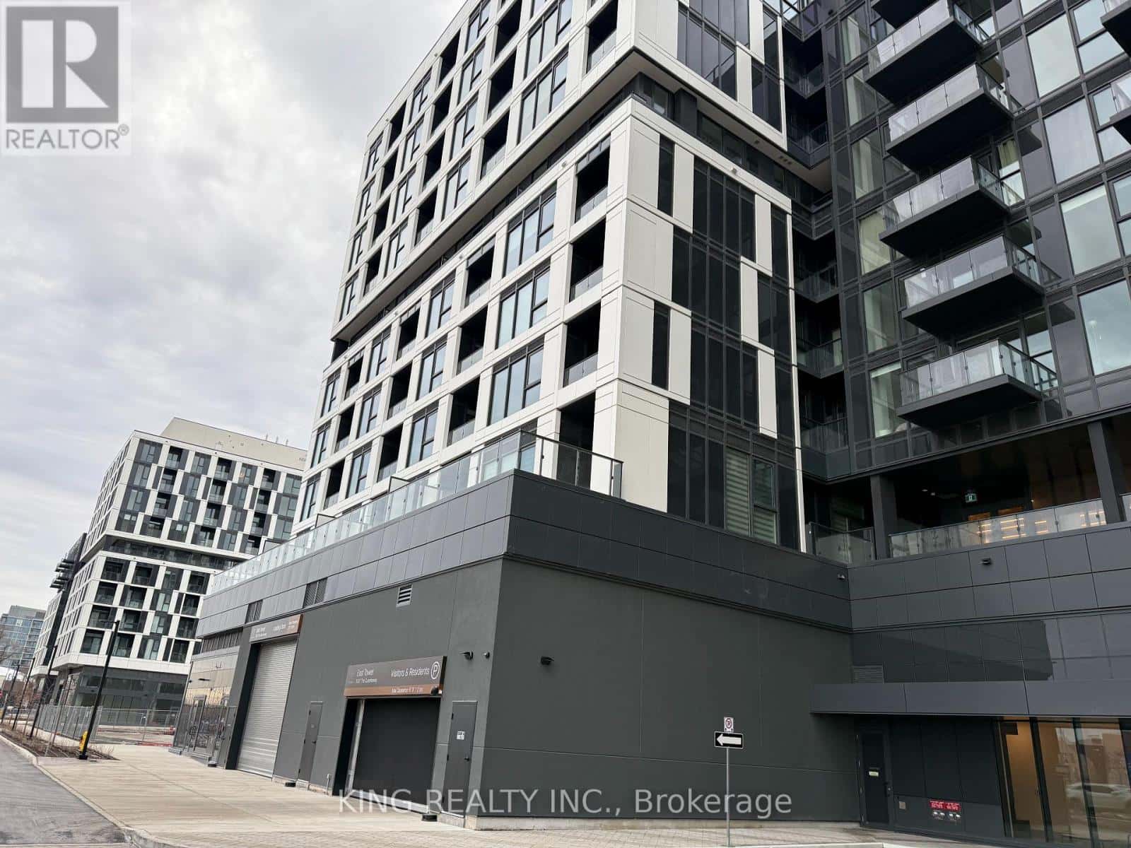 Toronto (Islington-City Centre West) — Toronto (Islington-City Centre West) - Photo 2 of 29