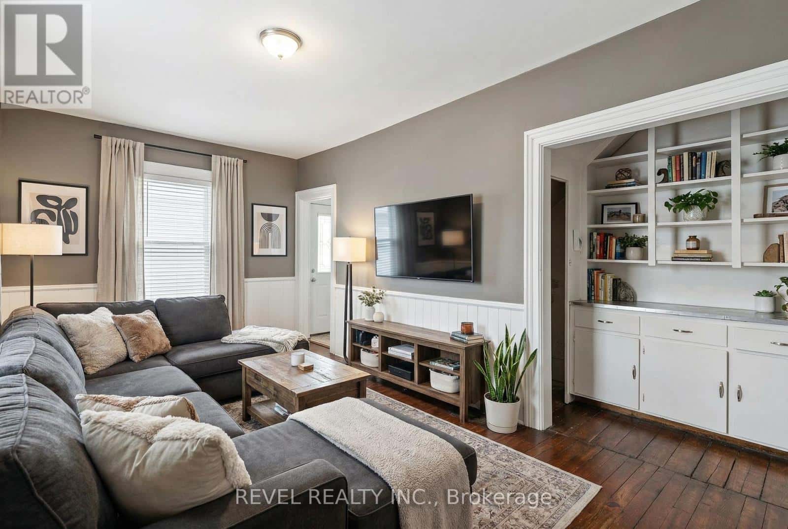 Tweed (Tweed (Village)) — Tweed (Tweed (Village)) - Photo 2 of 31