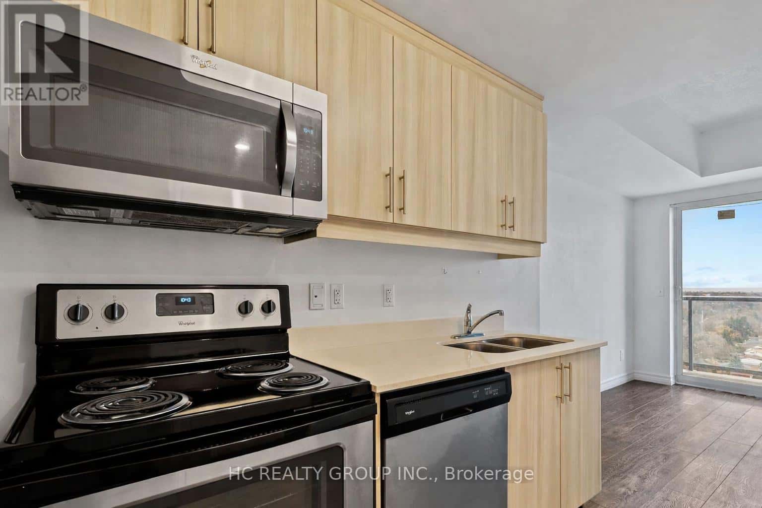 Kitchener — Kitchener - Photo 2 of 13