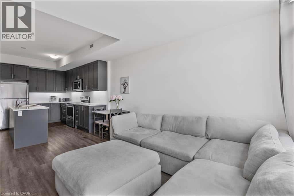 261 SKINNER Road Unit# 16 — Waterdown, Ontario - Photo 5 of 26