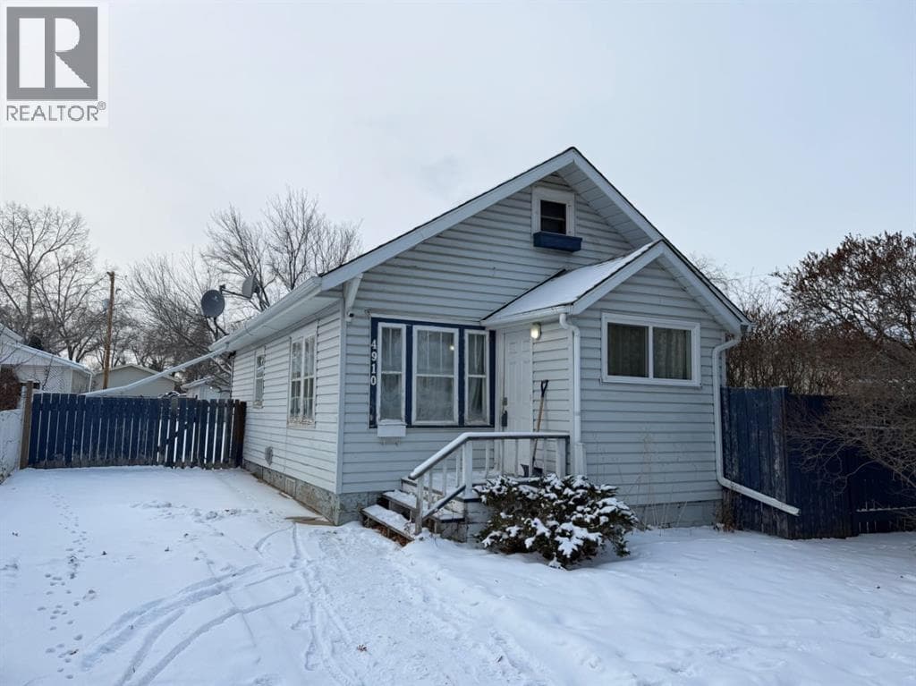 4910 44 Street — Camrose, Alberta - Main photo