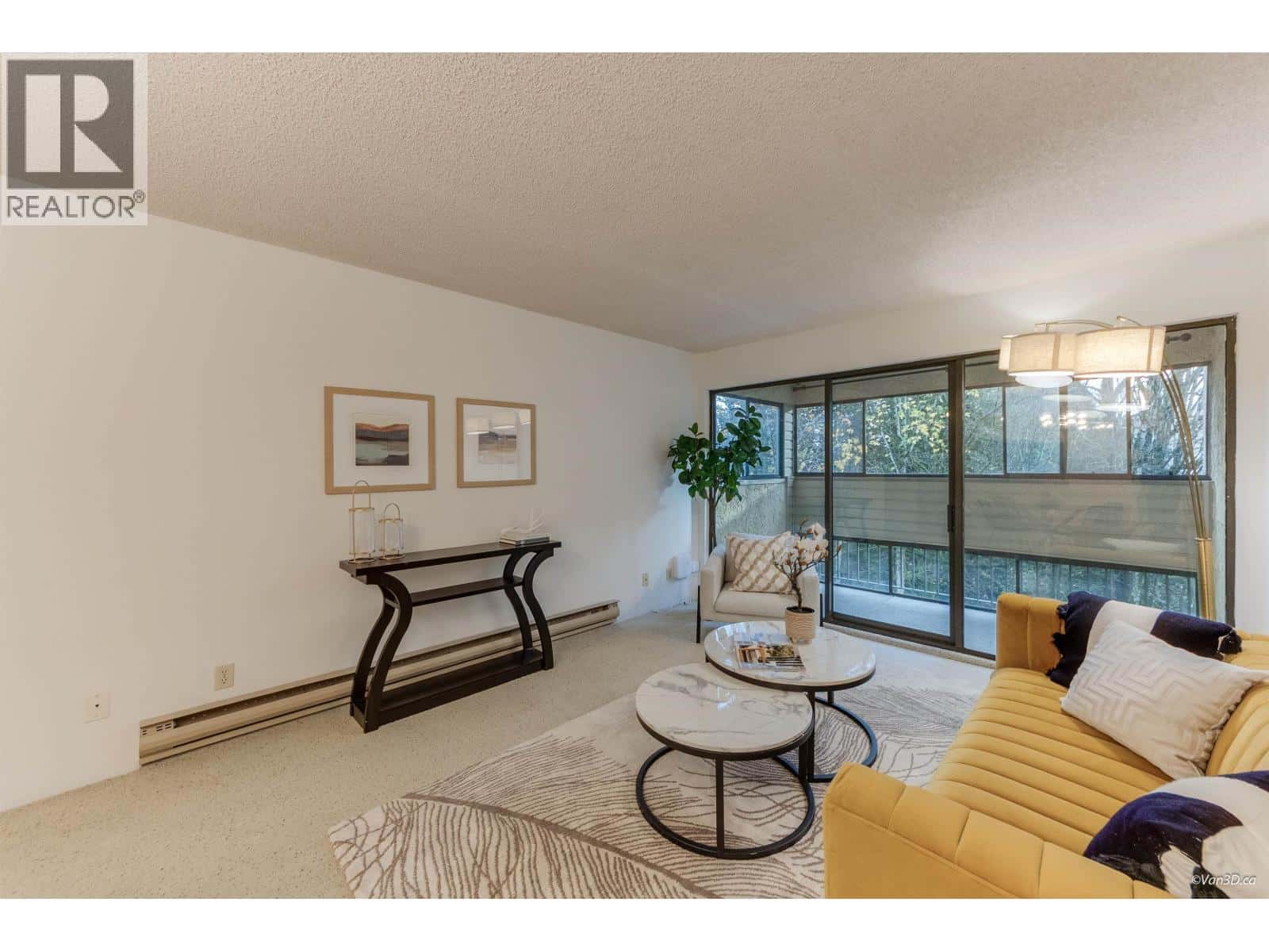 Richmond — Richmond - Photo 2 of 32