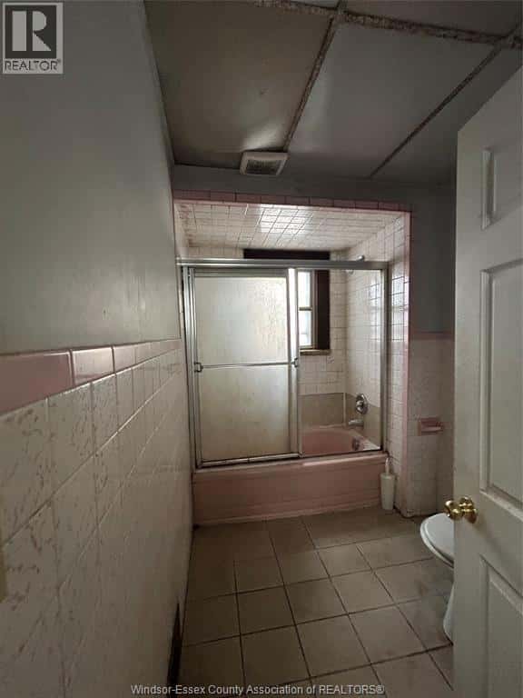 Windsor — Windsor - Photo 2 of 7