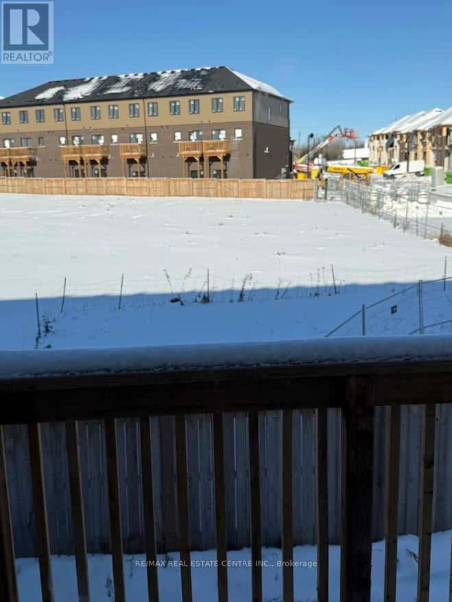 Brantford — Brantford - Photo 4 of 40