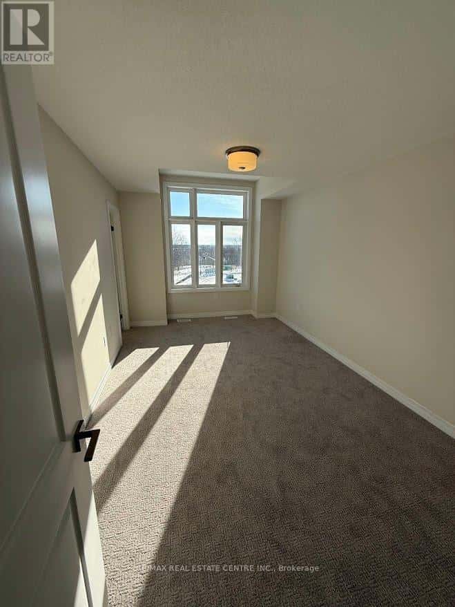 Brantford — Brantford - Photo 3 of 40